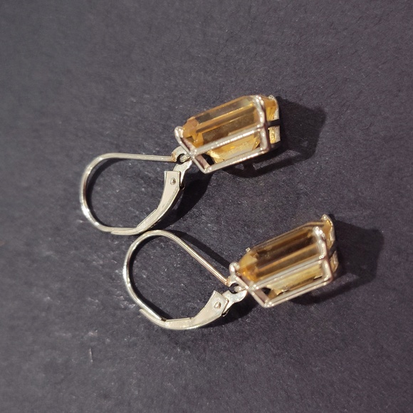 14k White Gold Emerald Cut Citrine Leverback Earrings - Picture 5 of 15